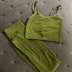 SET ACTIVE Green SCULPTFLEX Set